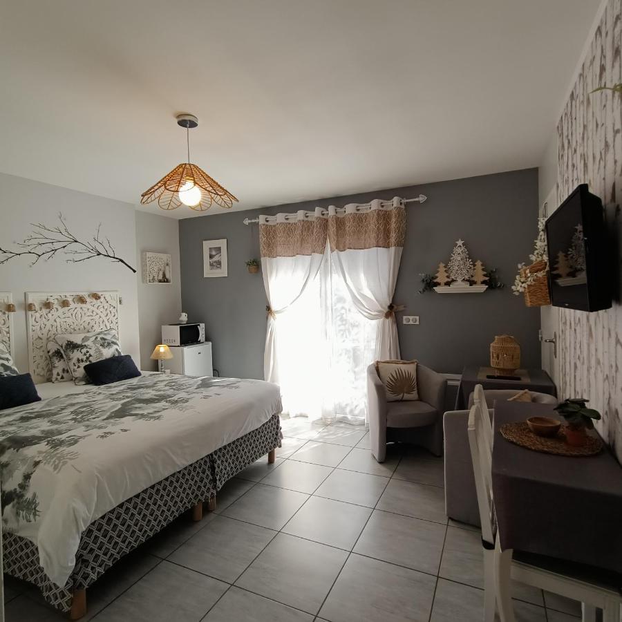 Double Room with Terrace
