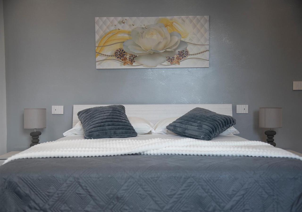 Appartamento con 1 Camera da Letto - Non Fumatori