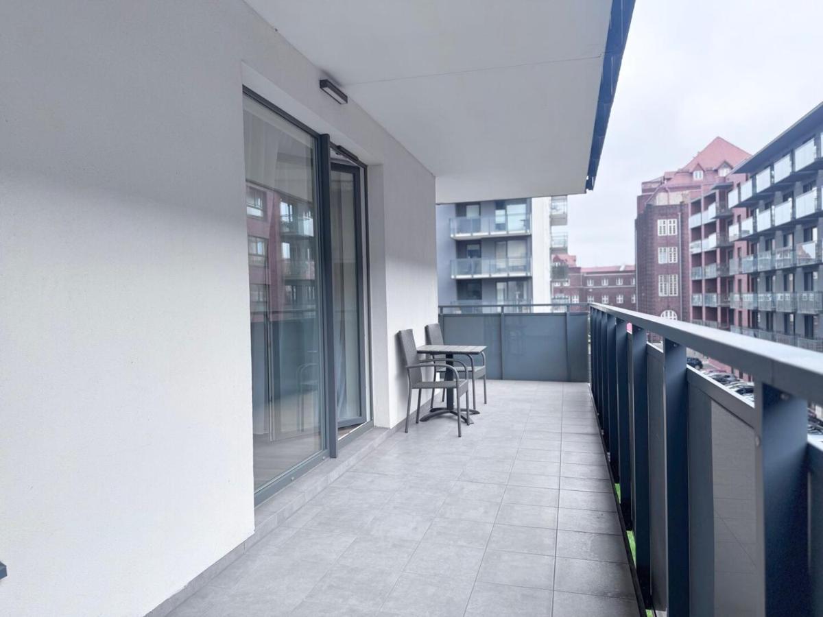 Family Two-Bedroom Apartment with View