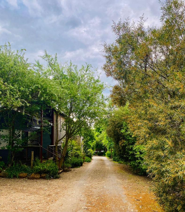Sutton Spring Art Retreats - B&B