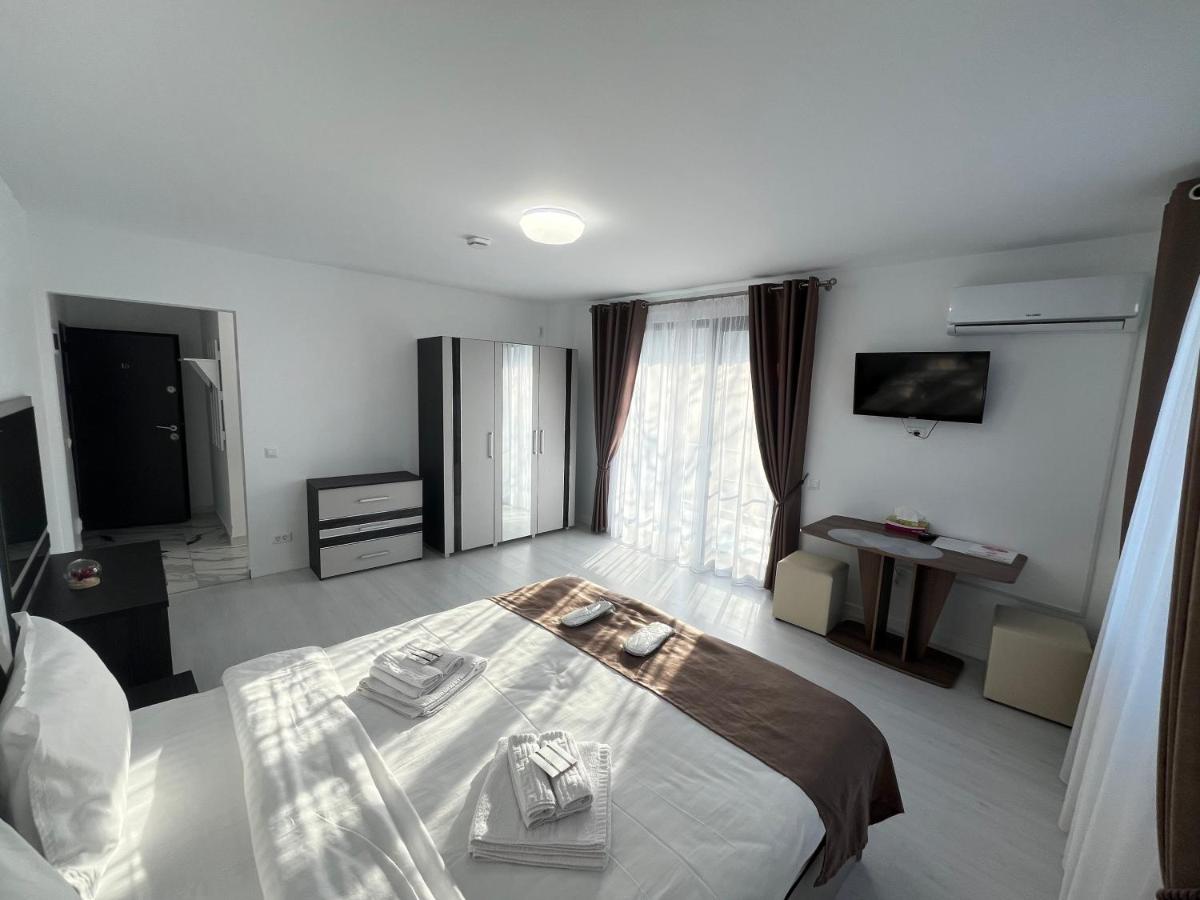 Studio with Balcony