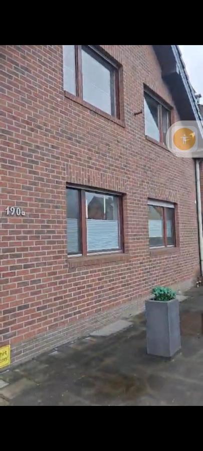 Exklusives Apartment in Geilenkirchen für 6 Personen mit Dachterasse und Wintergarten - Chambres d’hôtes