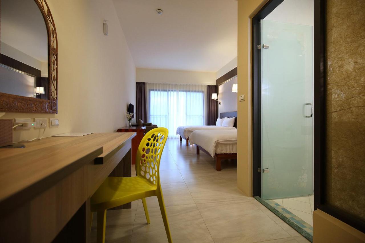Tweepersoonskamer met 1 of 2 Bedden en Balkon