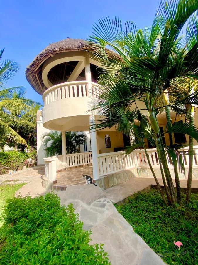 Enchanting 3bed Villa with Ac &pool - B&B