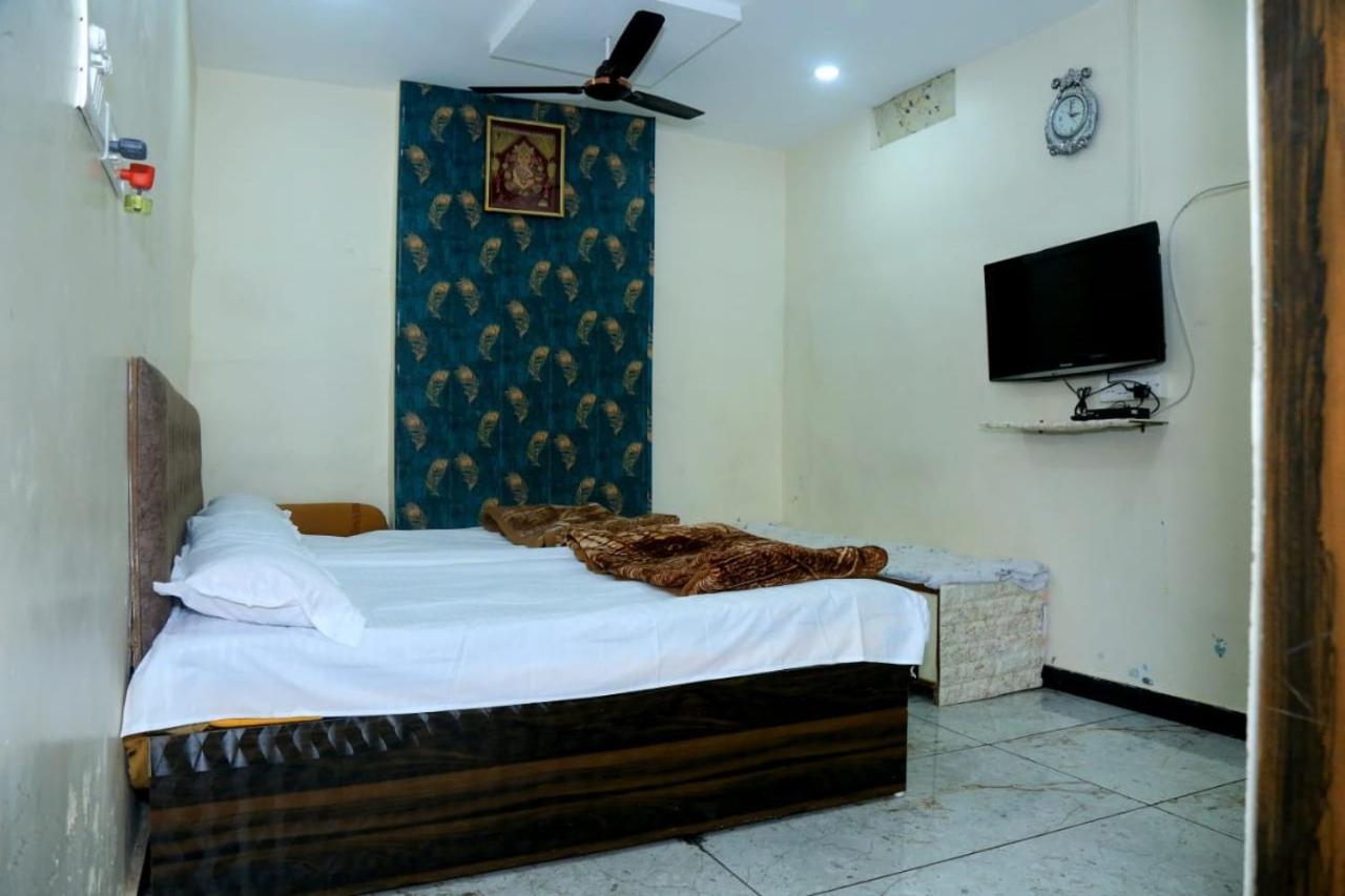 Shree Shiv Sharnam Homestay - B&B Ujjain