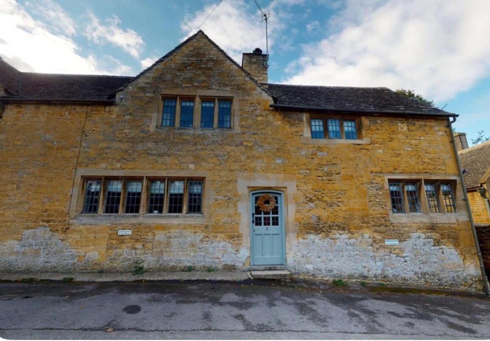 Fordview Cottage is full of Cotwolds Charm - B&B Upper Slaughter