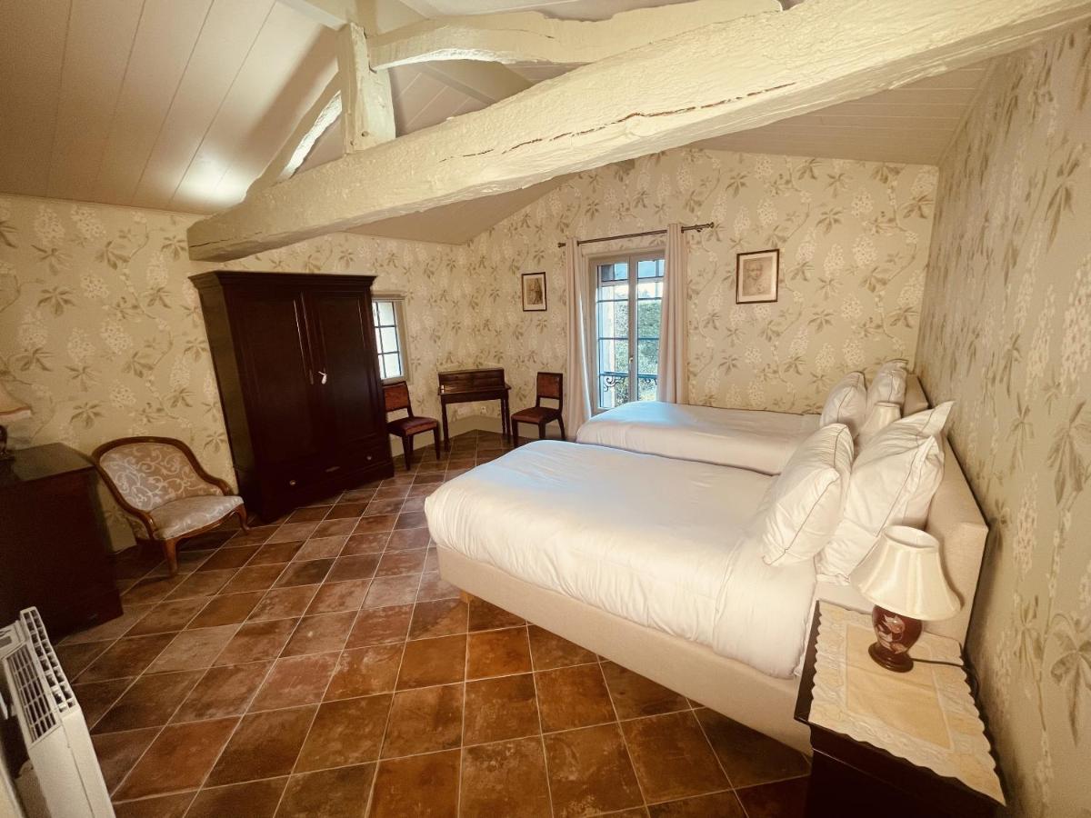 Twin Room with Bath