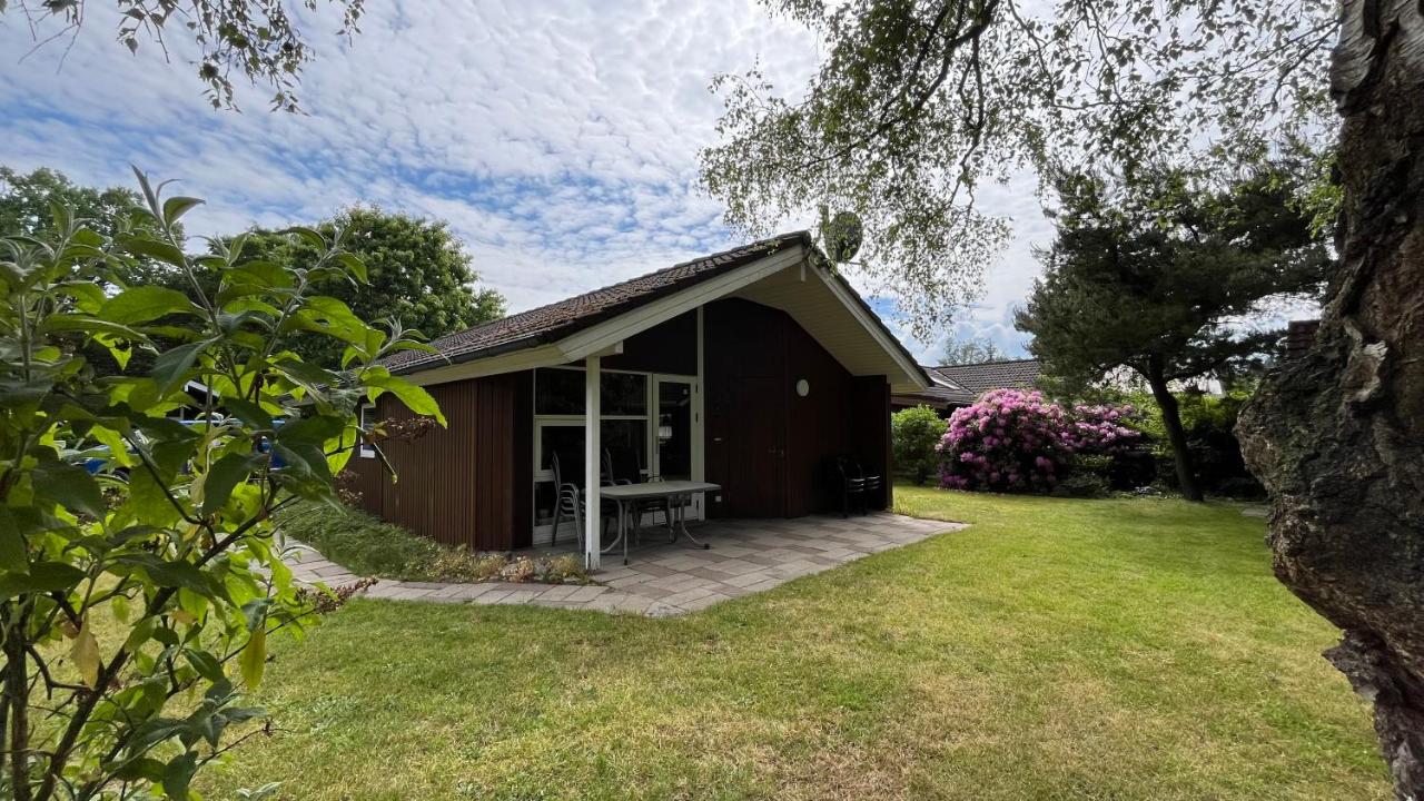 Ferienhaus mit drei Schlafzimmern Nähe Freizeitpark Schloss Dankern Dankernsee - Chambres d’hôtes