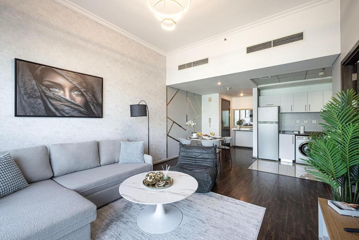 Panoramic Marina View - 1BR - Walk to the beach - B&B Dubai