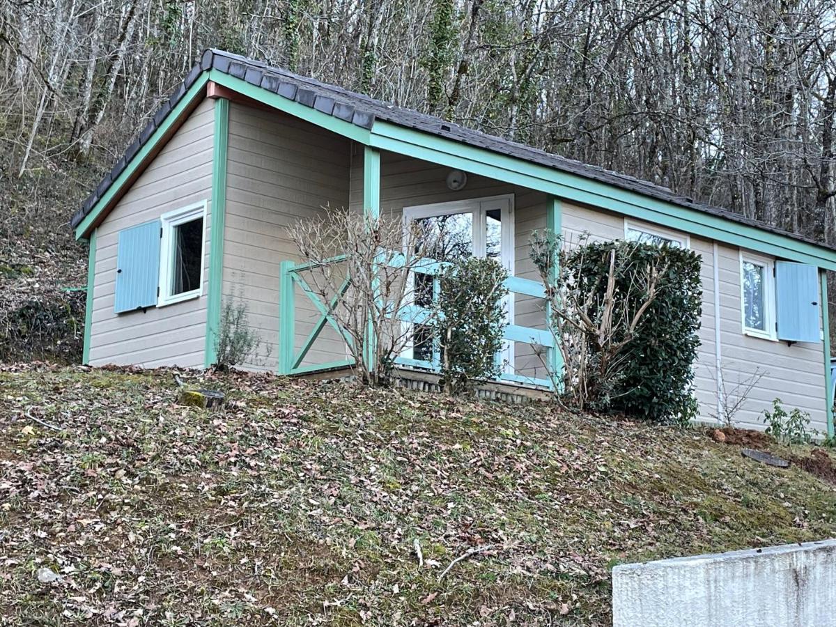 Chalet n 21 - Bed and Breakfast Lissac-sur-Couze