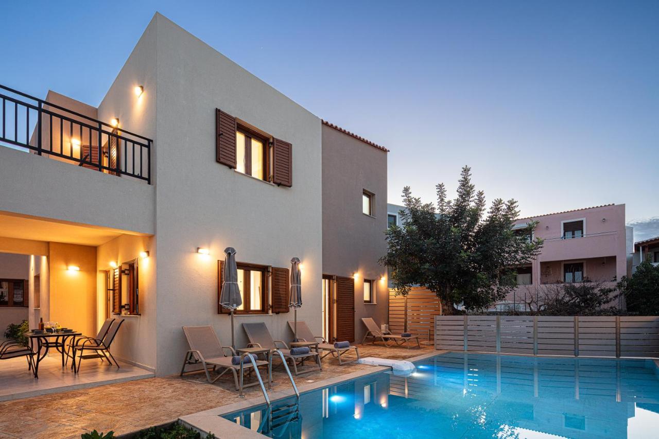 PROVILLAS - Ι, ΙΙ & ΙΙΙ - Luxury Villas with private pool near Retrymno - B&B