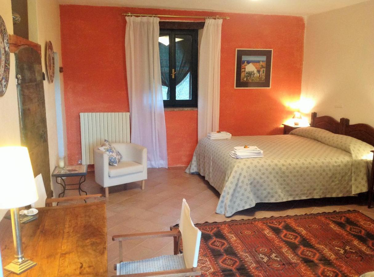 One-Bedroom Apartment with Garden View