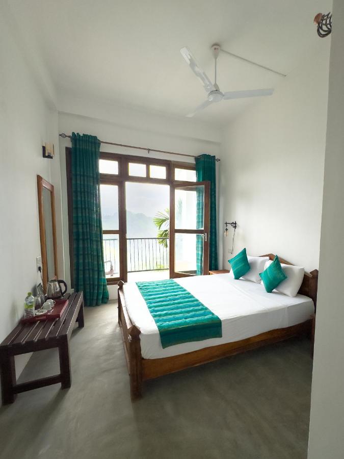 Queen Room with Balcony