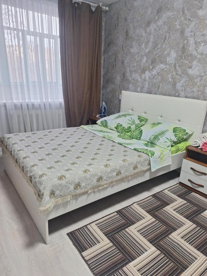 Машхур Жусупа 25 - B&B