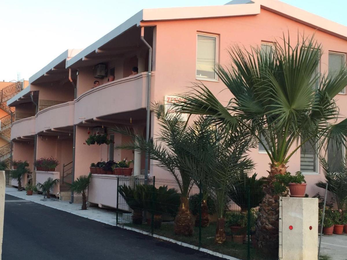 Family Apartments Pepic - B&B Dulcigno