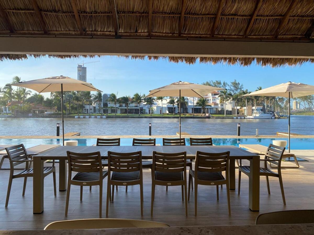 Appartement met 2 Slaapkamers en Terras - Uitzicht op Zee