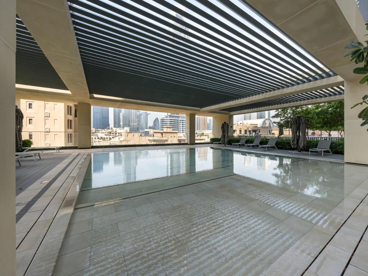 Apartment with City View