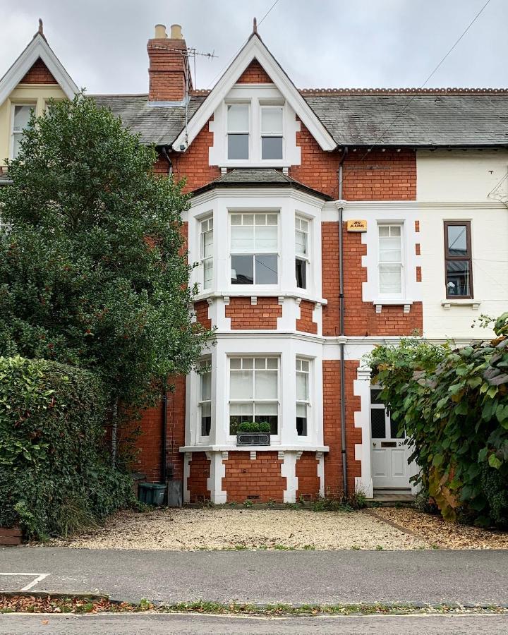 Stylish, Spacious, Oxford Townhouse, Driveway parking - B&B