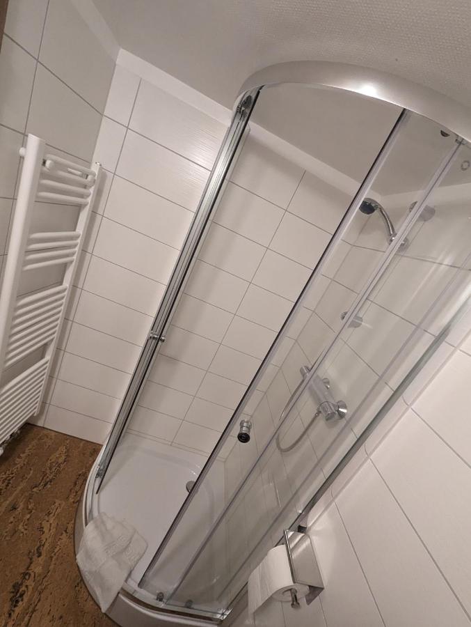 Doppelzimmer mit eigenem Bad