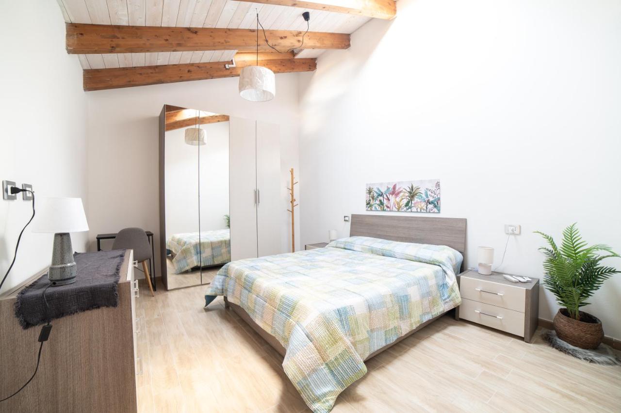 Casa Antonella al centro di Cabras - B&B