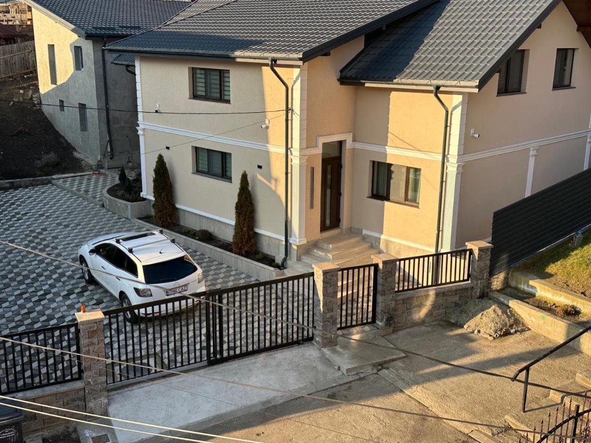 Top House Iasi - Ferienwohnung