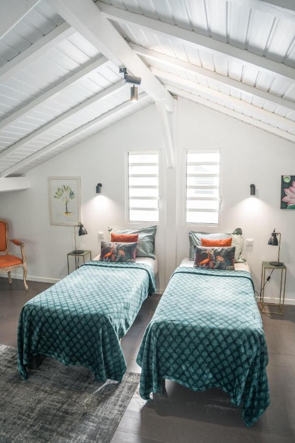 Deluxe Villa