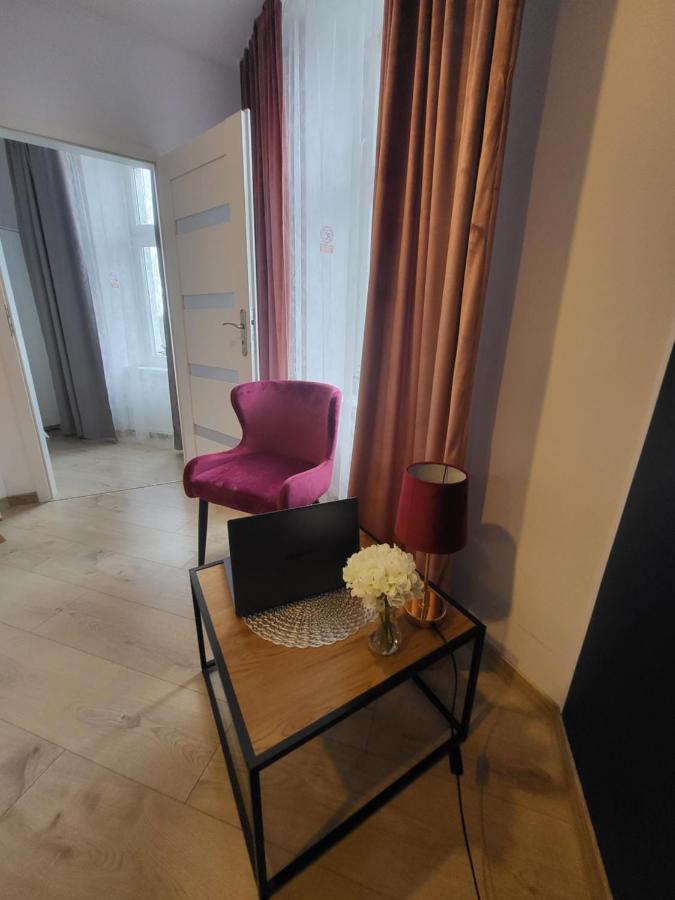 Apartament - Studio 5 Gliwice - Chambres d’hôtes Gliwice