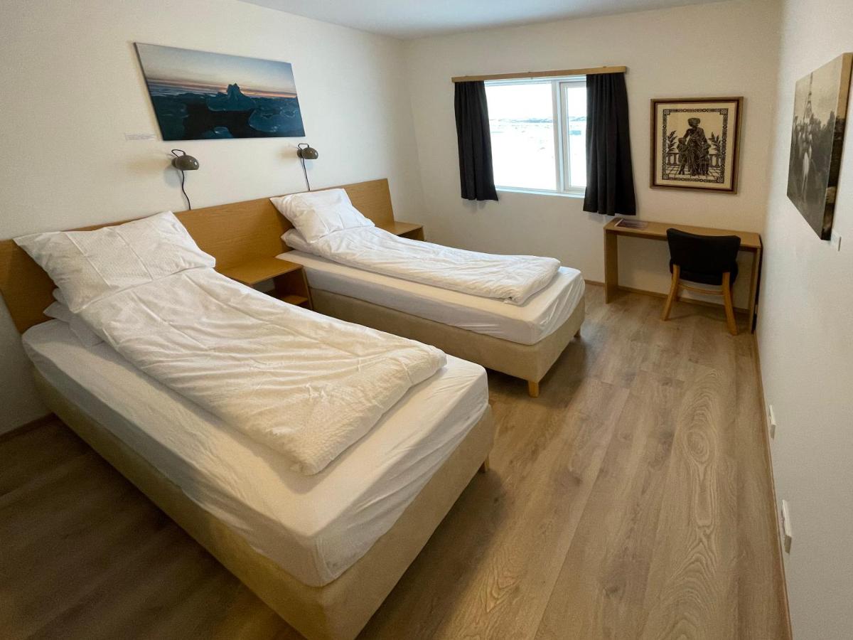 Doppel- oder Zweibettzimmer mit Zugang zum Whirlpool und zur Sauna