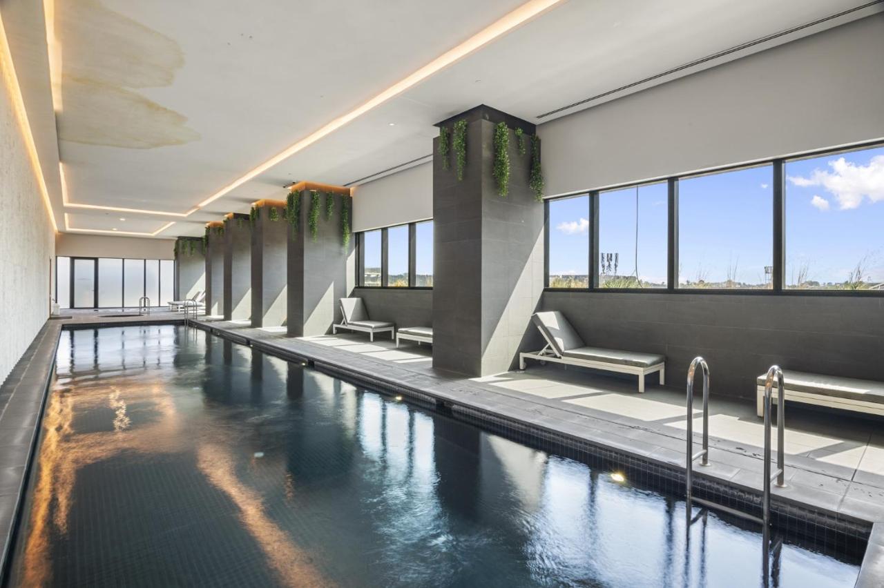 High-Rise 3-Bed Apartment with Premium Amenities - B&B Ballarat