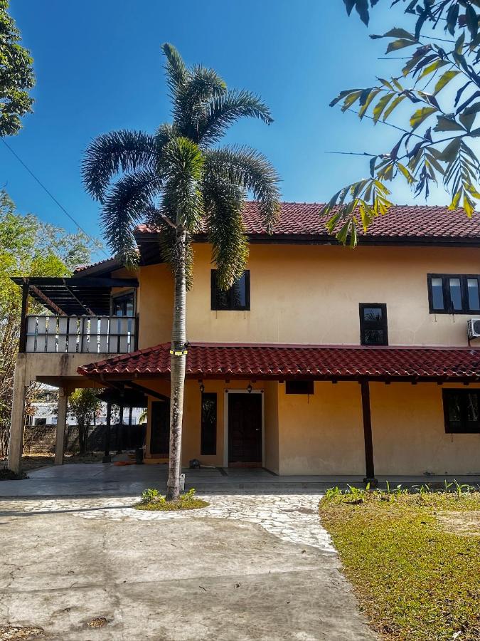 Tropical Pool Villa Langkawi - Ferienwohnung