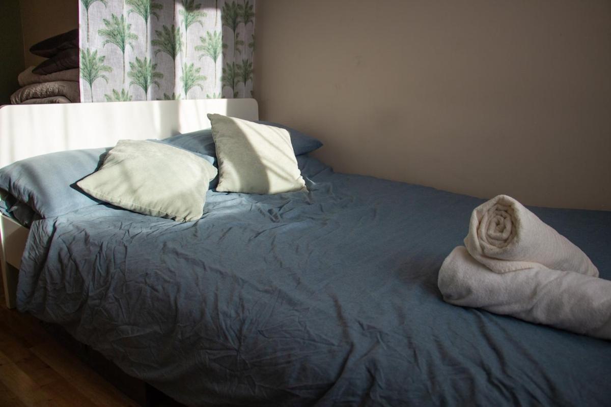 Comfy Central Wembley Studio - Chambres d’hôtes