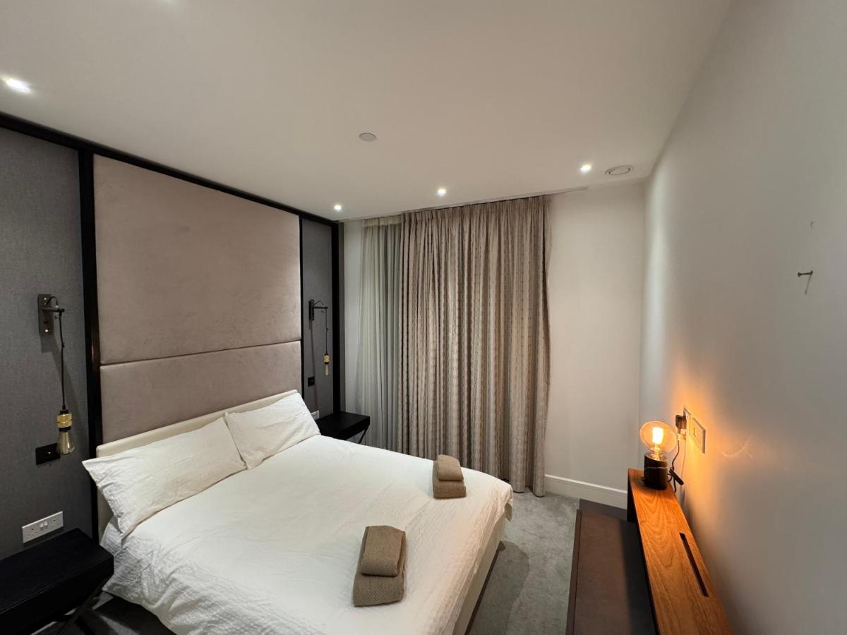 Modern 3 beds Apartment in Aldgate East - B&B London