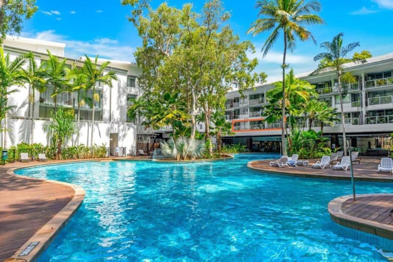 Kai Lani at Drift Resort - Beachfront Stay with Pool - B&B