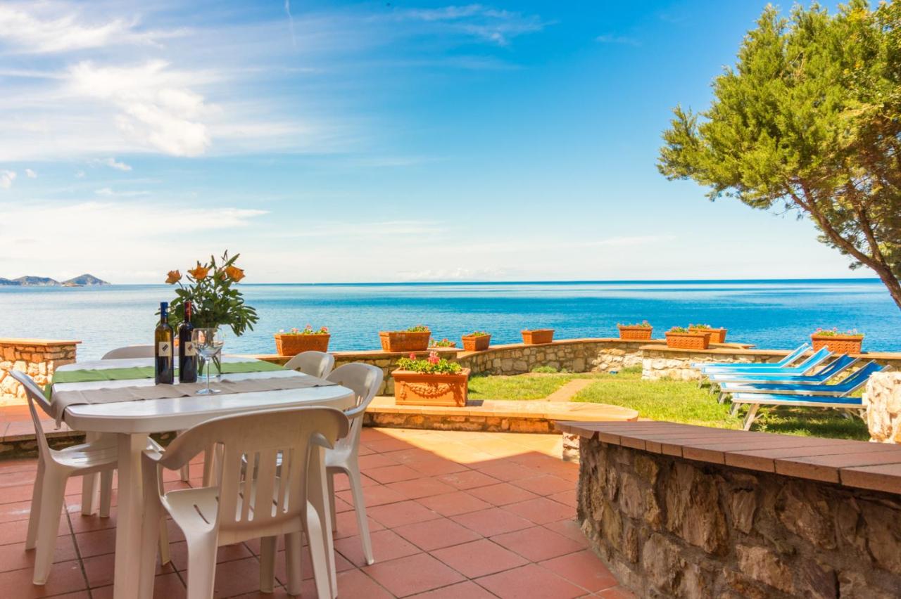 One-Bedroom Apartment with Sea View and Terrace
