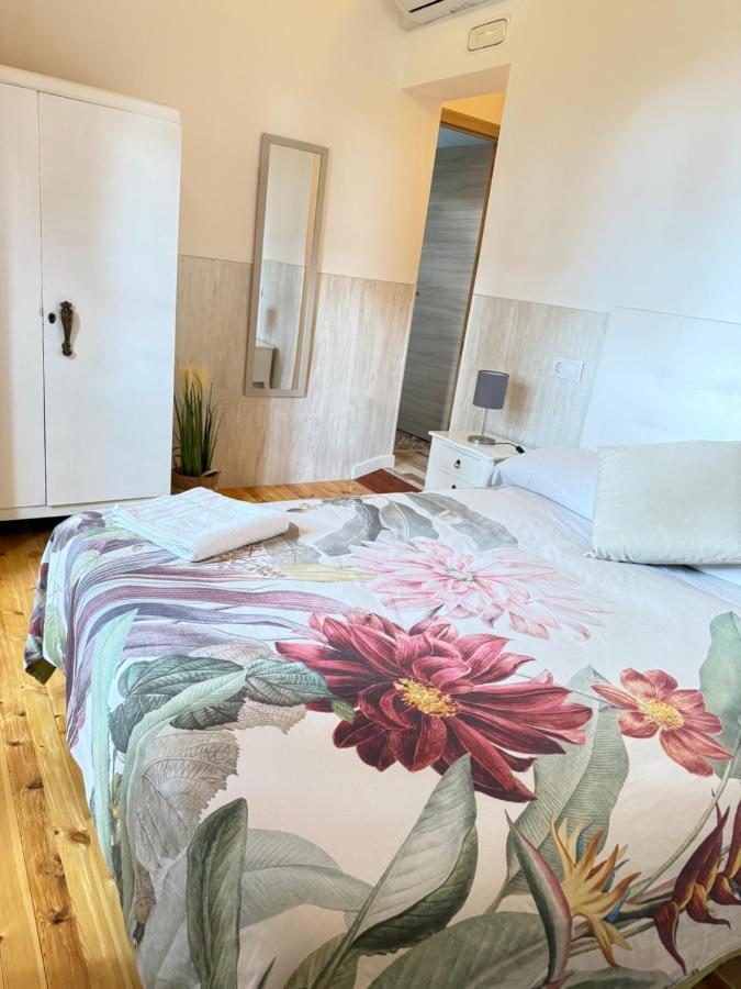 Triple Room with Garden View