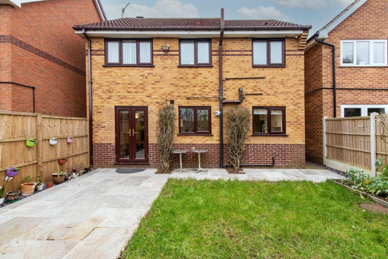 5-Bedroom House in Central Nottingham - Sleeps 9 - Chambres d’hôtes Nottingham