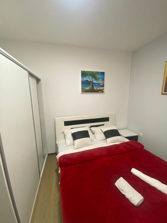 Appartamento con 3 Camere da Letto