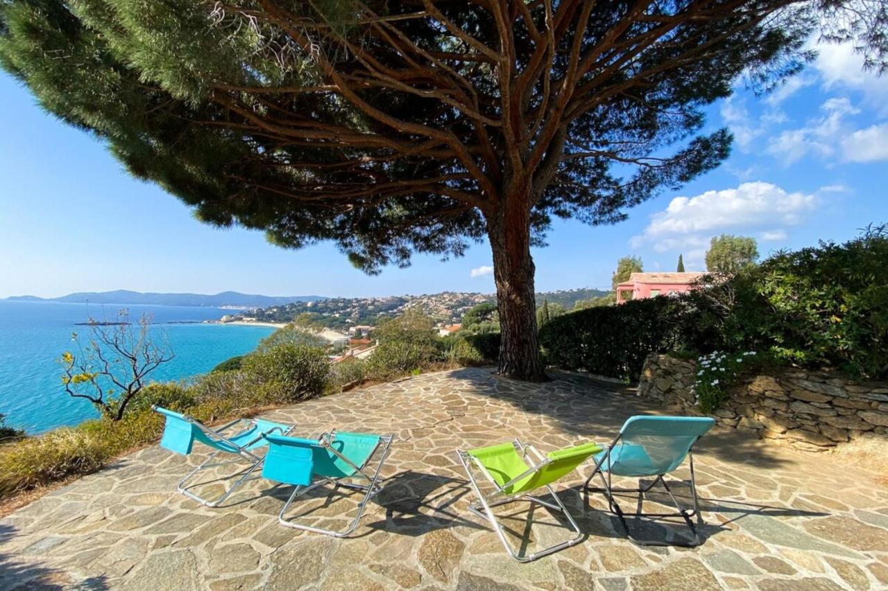 Family villa with sea view classified 3 - 8 people - Chambres d'hôtes Le Lavandou