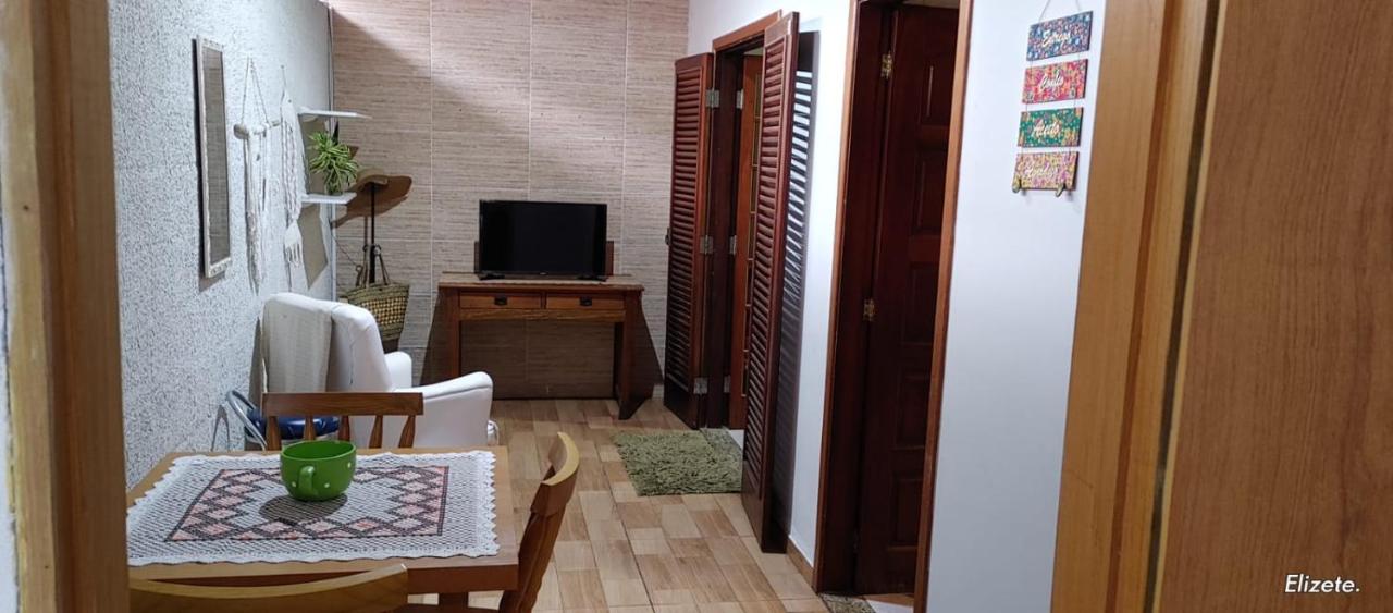Casa em Caraguatatuba 4 pessoas - Praia Martim de Sá - B&B