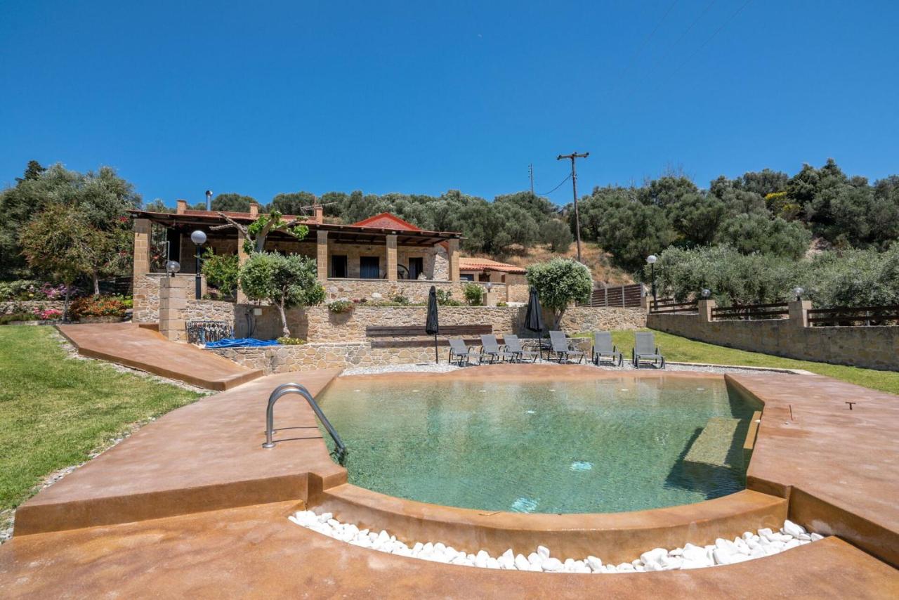Villa Dimmare by PosarelliVillas - Bed and Breakfast Kíssamos