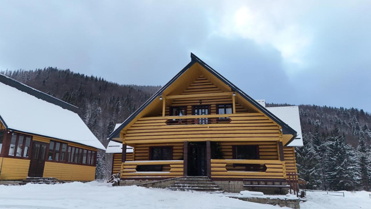 Котедж Зелениця - Bed and Breakfast