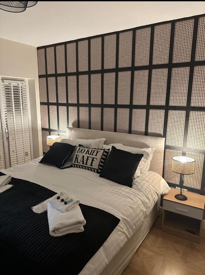 Doppel-/Zweibettzimmer mit eigenem Bad