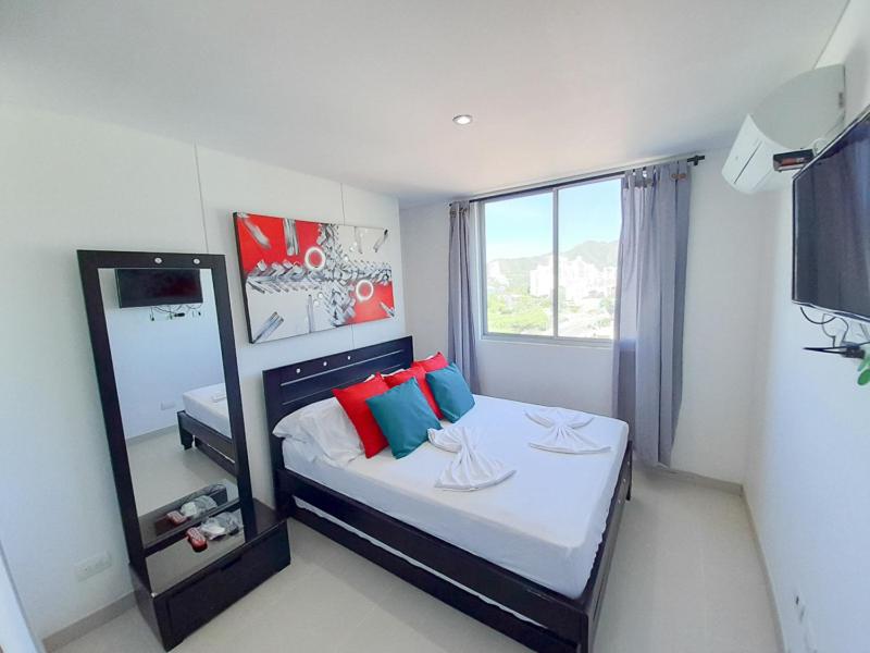 One-Bedroom Apartment with Balcony