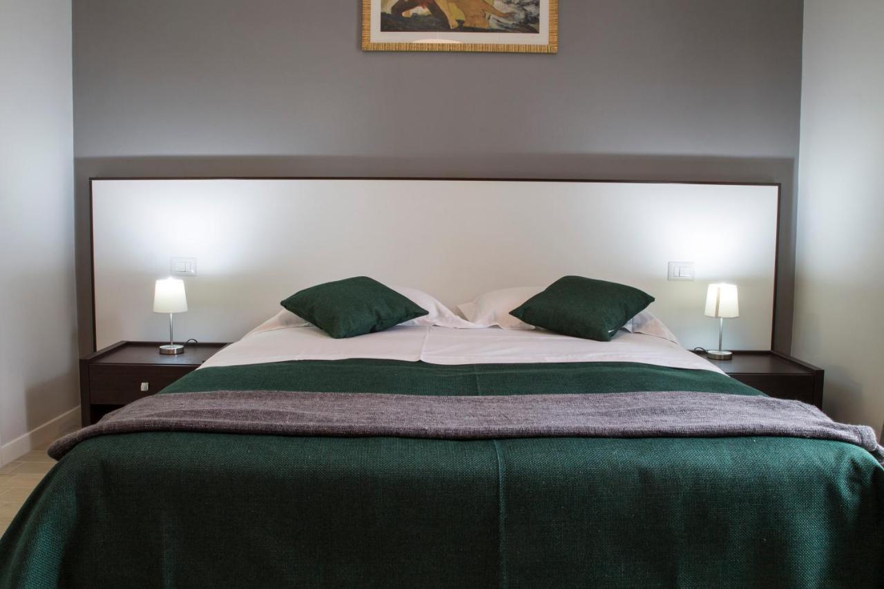 Camera Doppia con Letti Singoli con Letto Supplementare