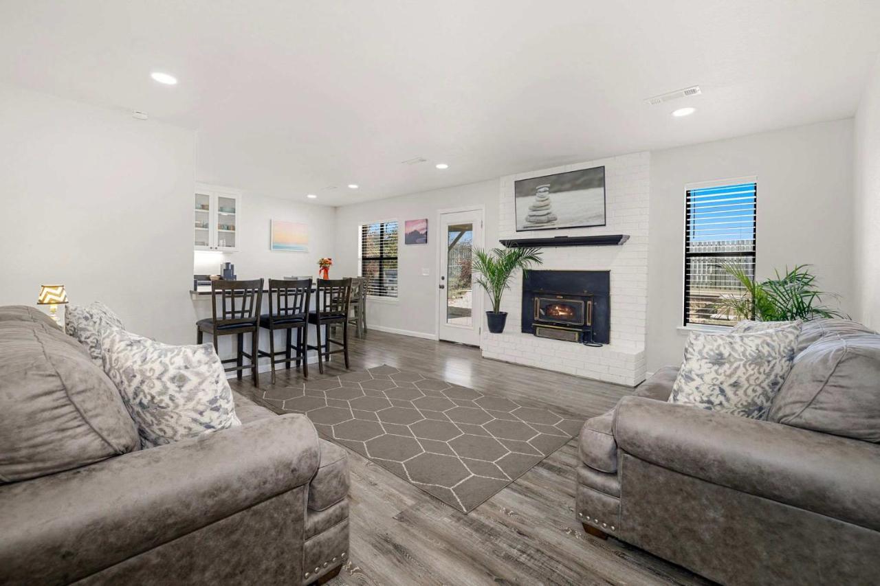 Fiesta Stay-Tons of Restaurants&Shops-Central Fay - B&B Fayetteville