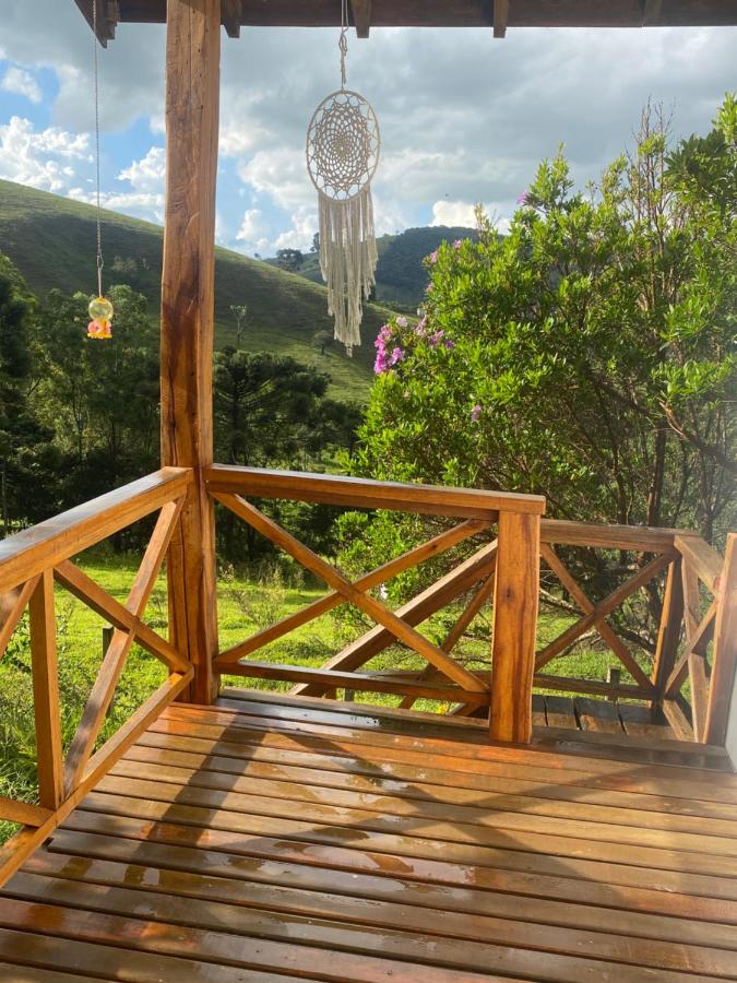 Morada na Serra chalé com hidromassagem, deck, churrasqueira - B&B Gonçalves