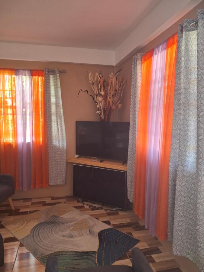 8TN Cozy Apartments - B&B Pointe Michel