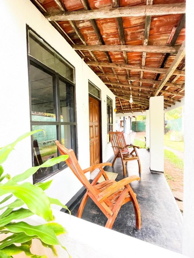 Dew Ceylon Villa - B&B