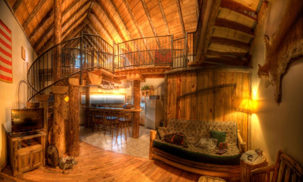 Wild West Retreat - B&B