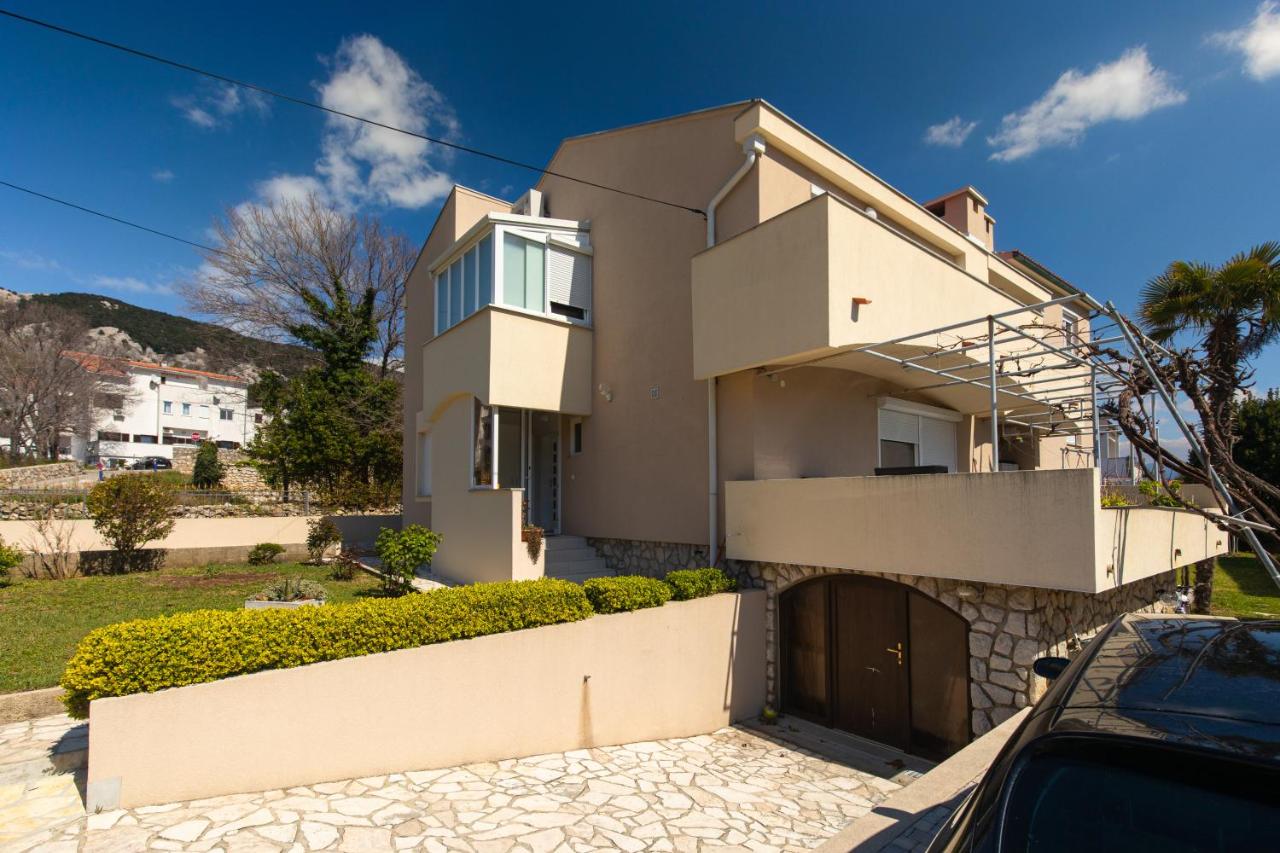 Apartments Ivanka Dujmović - Bed and Breakfast Baška